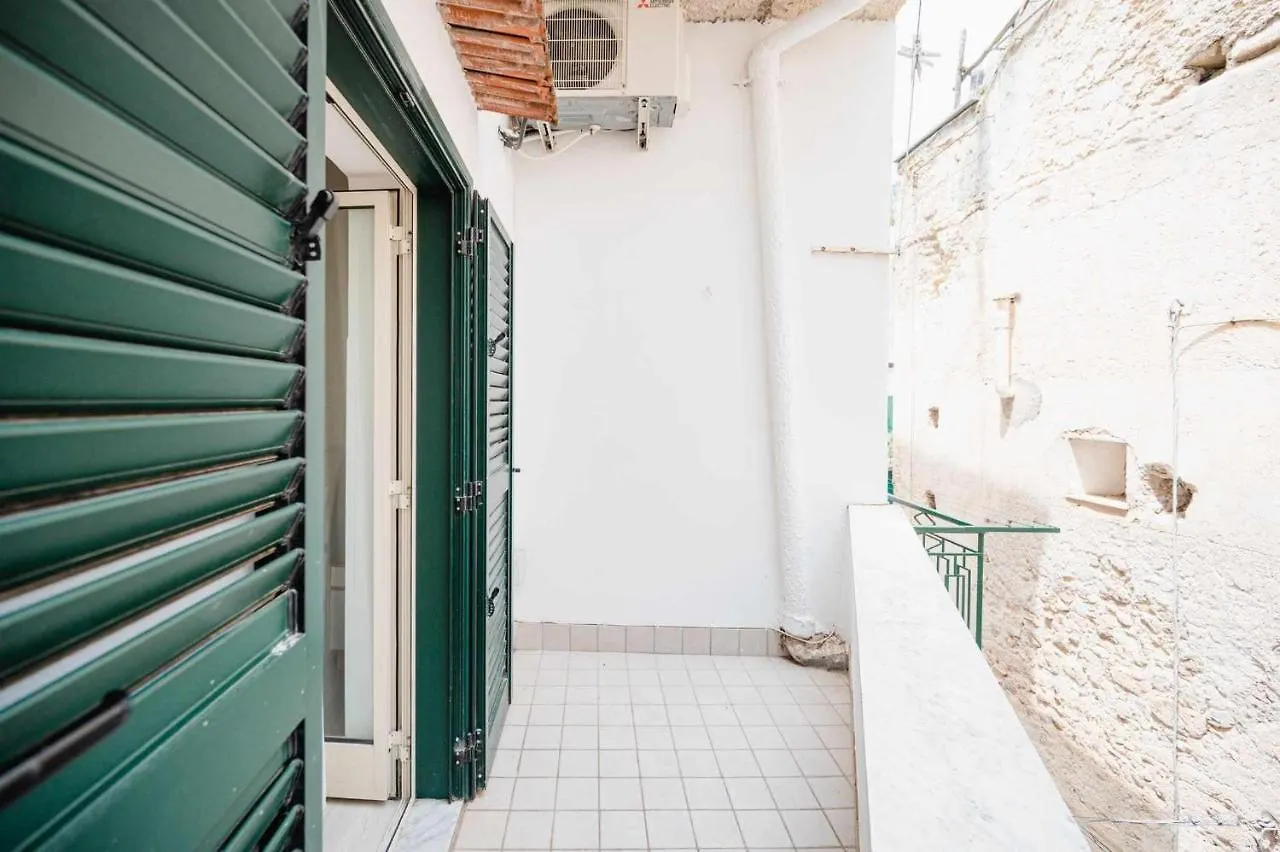 White Amalfi Centro Storico By Italianhost Apartamento Itália