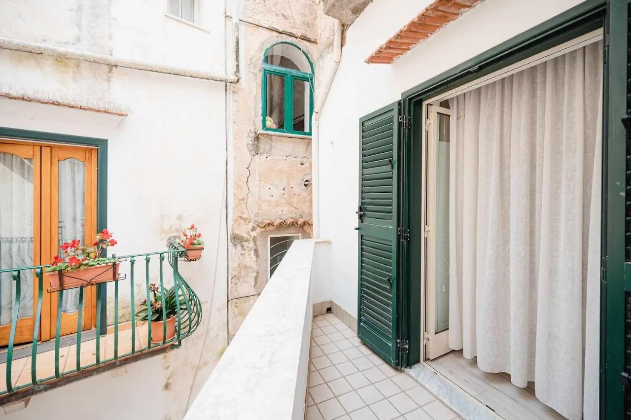 White Amalfi Centro Storico By Italianhost Apartamento